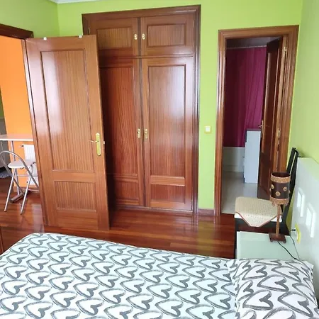 Апартаменты Apartamento Con Piscinas Кастро-Урдиалес